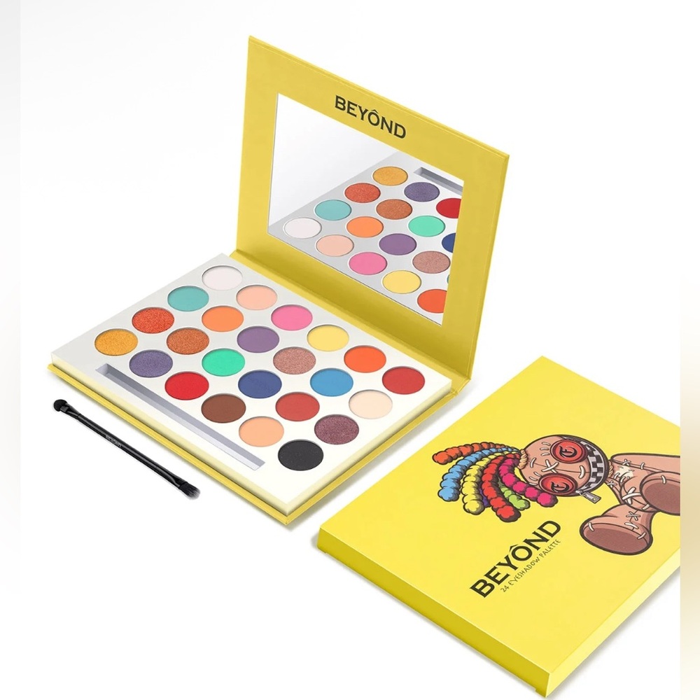 NIB - Beyond eyeshadow palette.